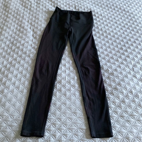 Lululemon full length leggings. EXCELLENT condition. Minimally used. Black/pink - Picture 6 of 8